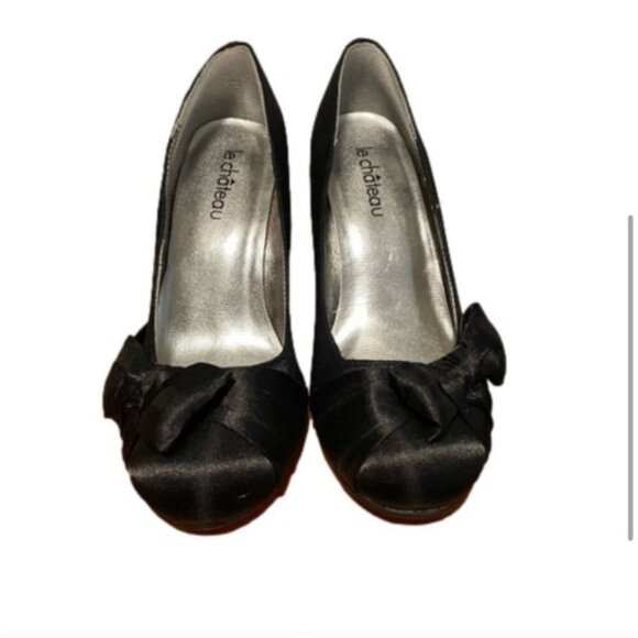 Le Chateau Black Heels with Bow Size 6 Formal Shoes - Picture 4 of 5